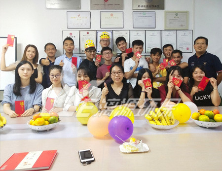 情暖中秋，愛(ài)在漓源，感恩員工送福利